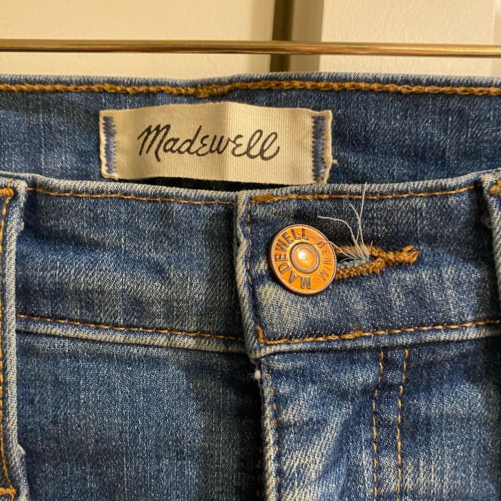 Madewell 11” high rise jeans size 28